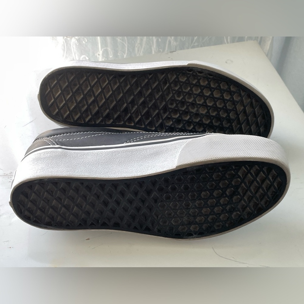 Karl Lagerfeld x Vans Shoes 4.5 Great Condition HOT item! KL Classy & RARE - Picture 6 of 8